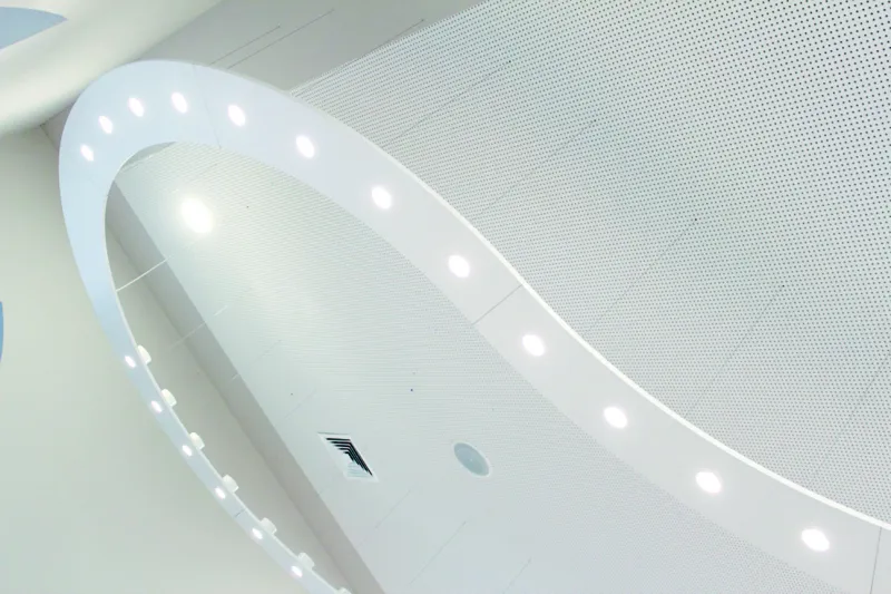 Knauf Cleaneo Linear desky bez tmelení a s neviditelnými spárami | bignews.cz