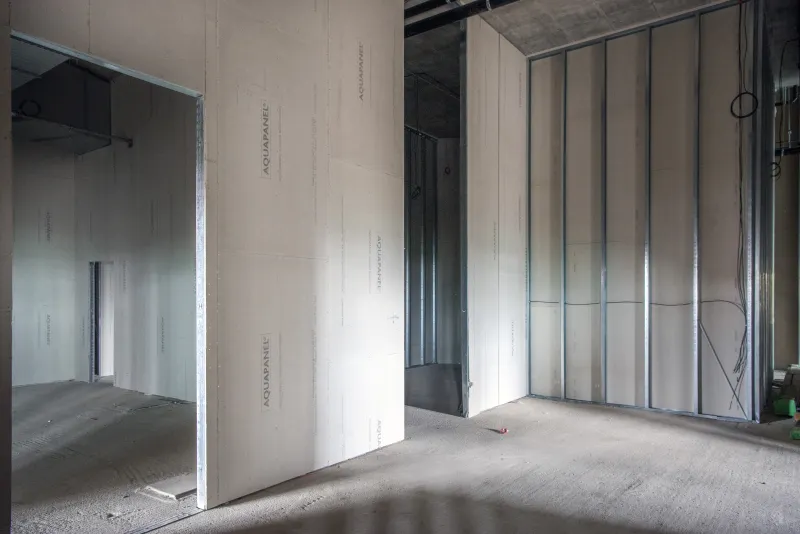 AQUAPANEL&reg; Cement Board do n&aacute;ročn&yacute;ch podm&iacute;nek | bignews.cz