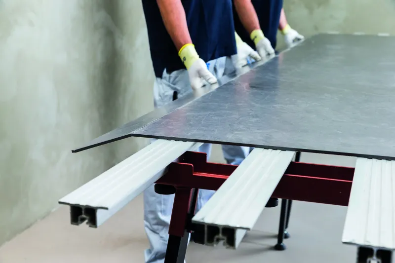 Specifika lepení „velkých“ formátů | bignews.cz