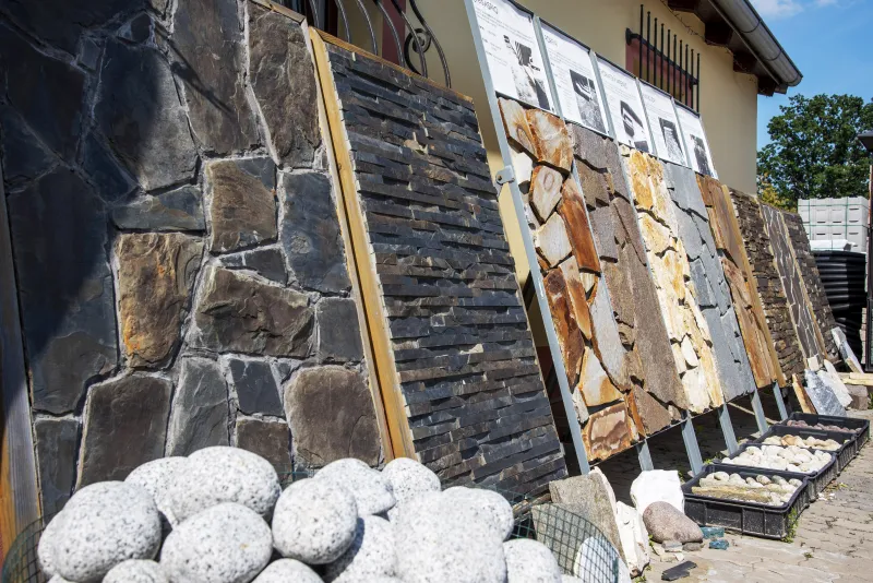 STAVOCENTRUM JSOU MODERNÍ STAVEBNINY S PUNCEM HISTORIE  | bignews.cz