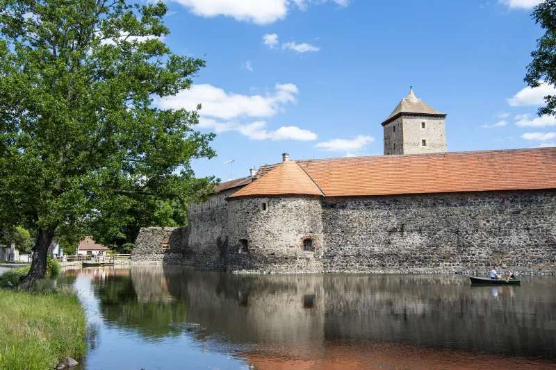 Navštivte vodní hrad Švihov | bignews.cz