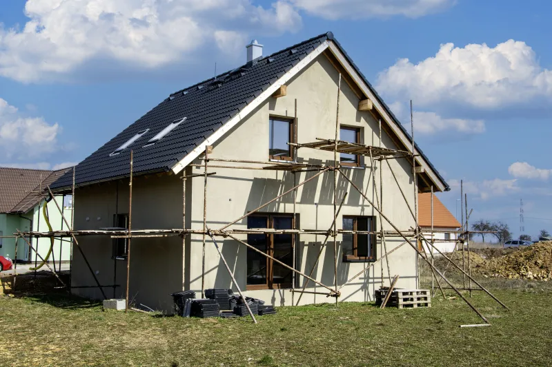 Fasádu provádějte ve správný čas! | bignews.cz