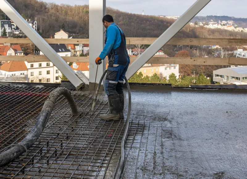 Temperování betonového stropu jako nová alternativa vytápění | bignews.cz