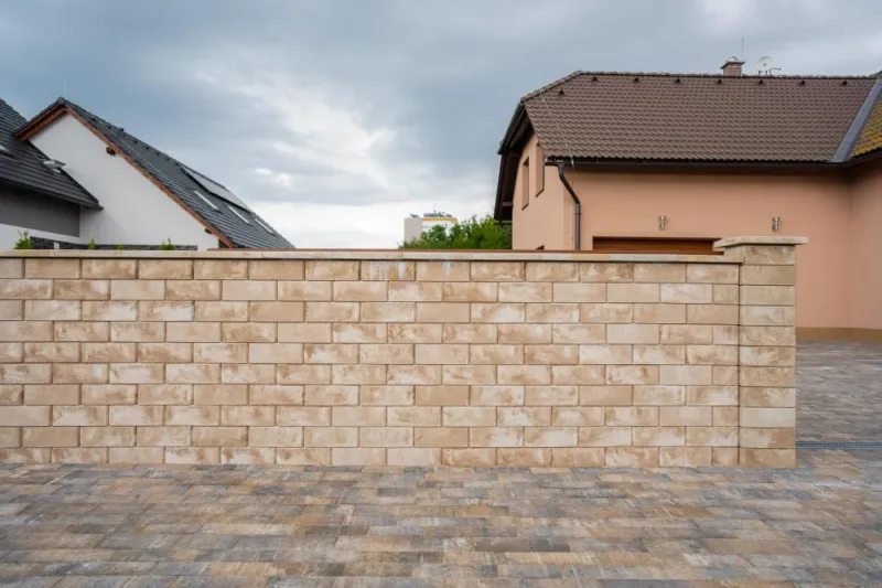 Betonový plot, který udělá dojem | bignews.cz