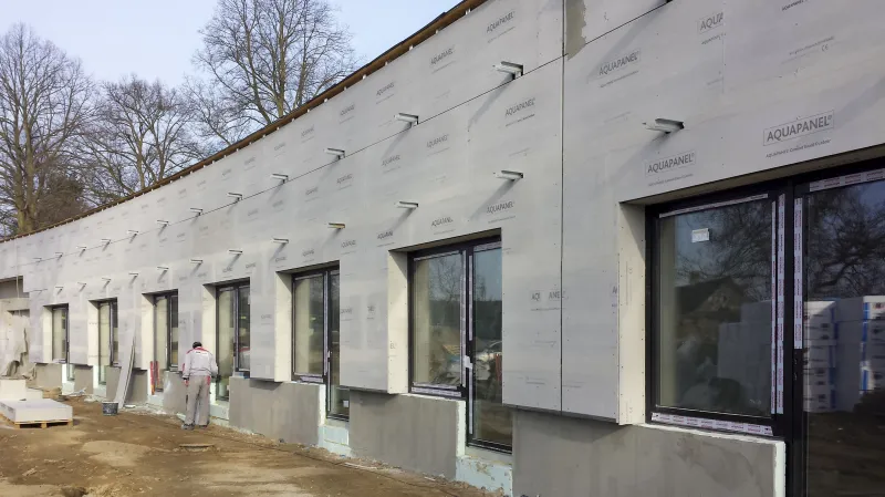 AQUAPANEL&reg; Cement Board do n&aacute;ročn&yacute;ch podm&iacute;nek | bignews.cz