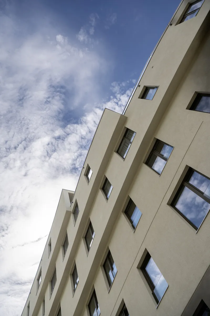 Architektura formovan&aacute; lomem | bignews.cz