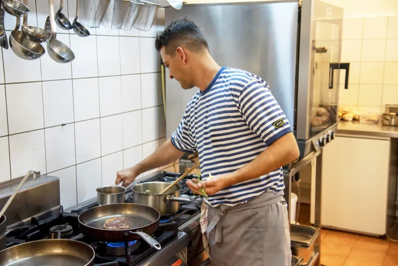 Máte rádi hovězí steak? Tak nešetřete na mase! | bignews.cz