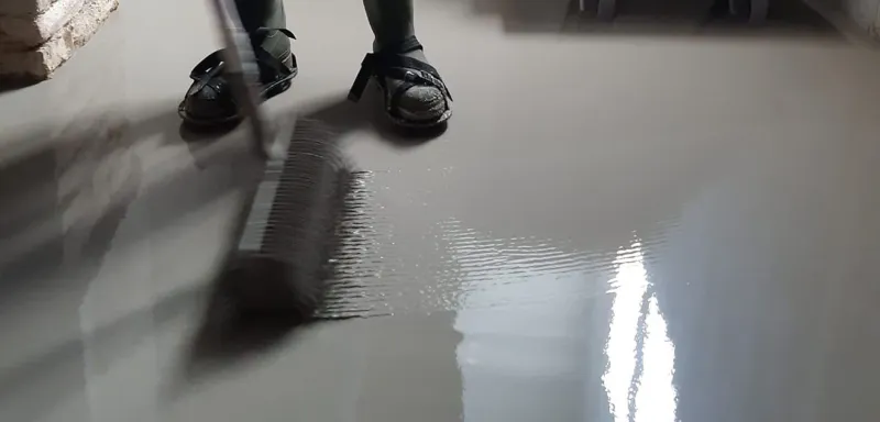 Samonivelační stěrky pro dokonale rovnou podlahu | bignews.cz