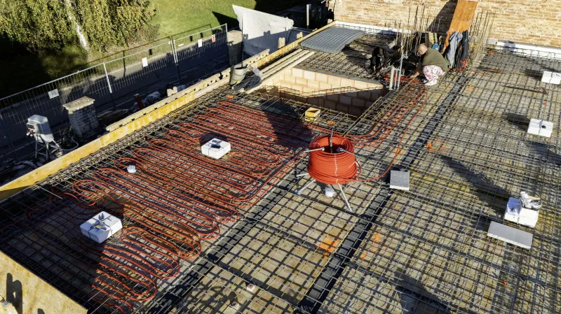 Temperování betonového stropu jako nová alternativa vytápění | bignews.cz