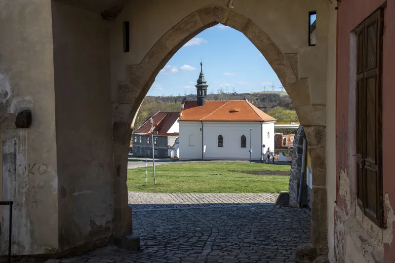Královské město Kadaň a nejužší ulička v Čechách | bignews.cz