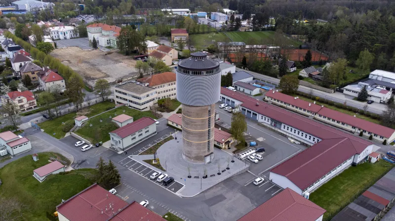 Proměna vodojemu v živou věž | bignews.cz